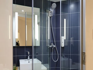 Shower Doors Edmonton Aqua Bath